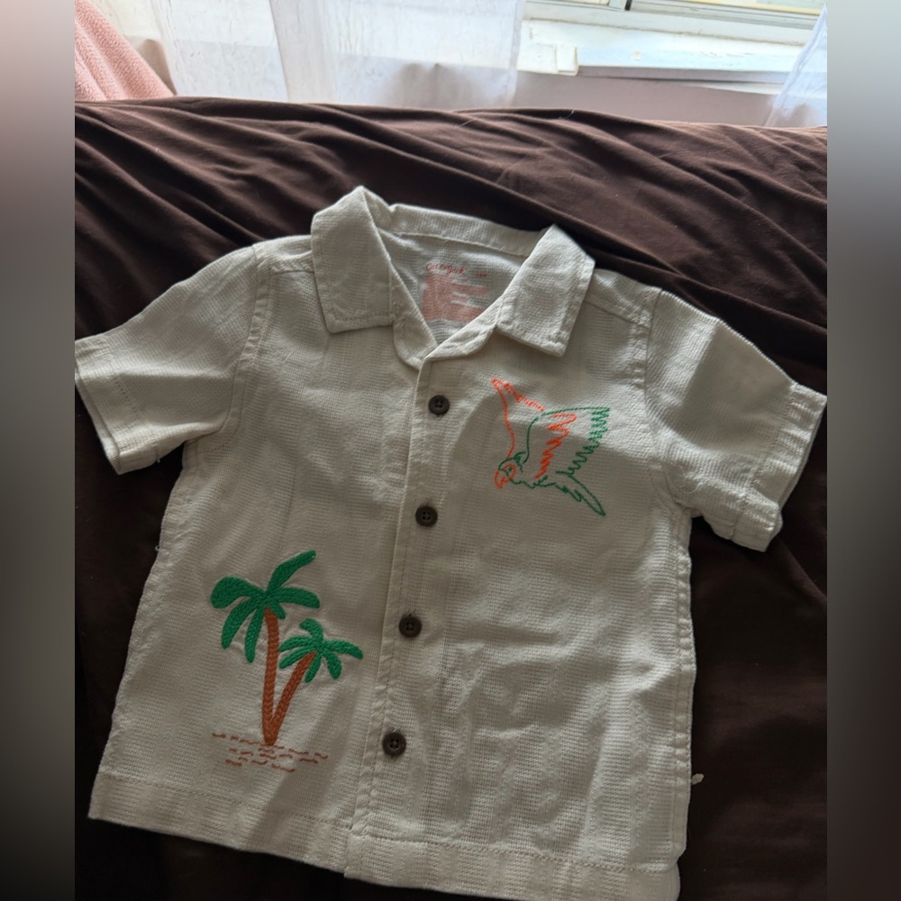 CAT & JACK button up - Picture 2 of 7